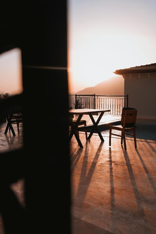 Guemues Yazar Hotel كاس المظهر الخارجي الصورة