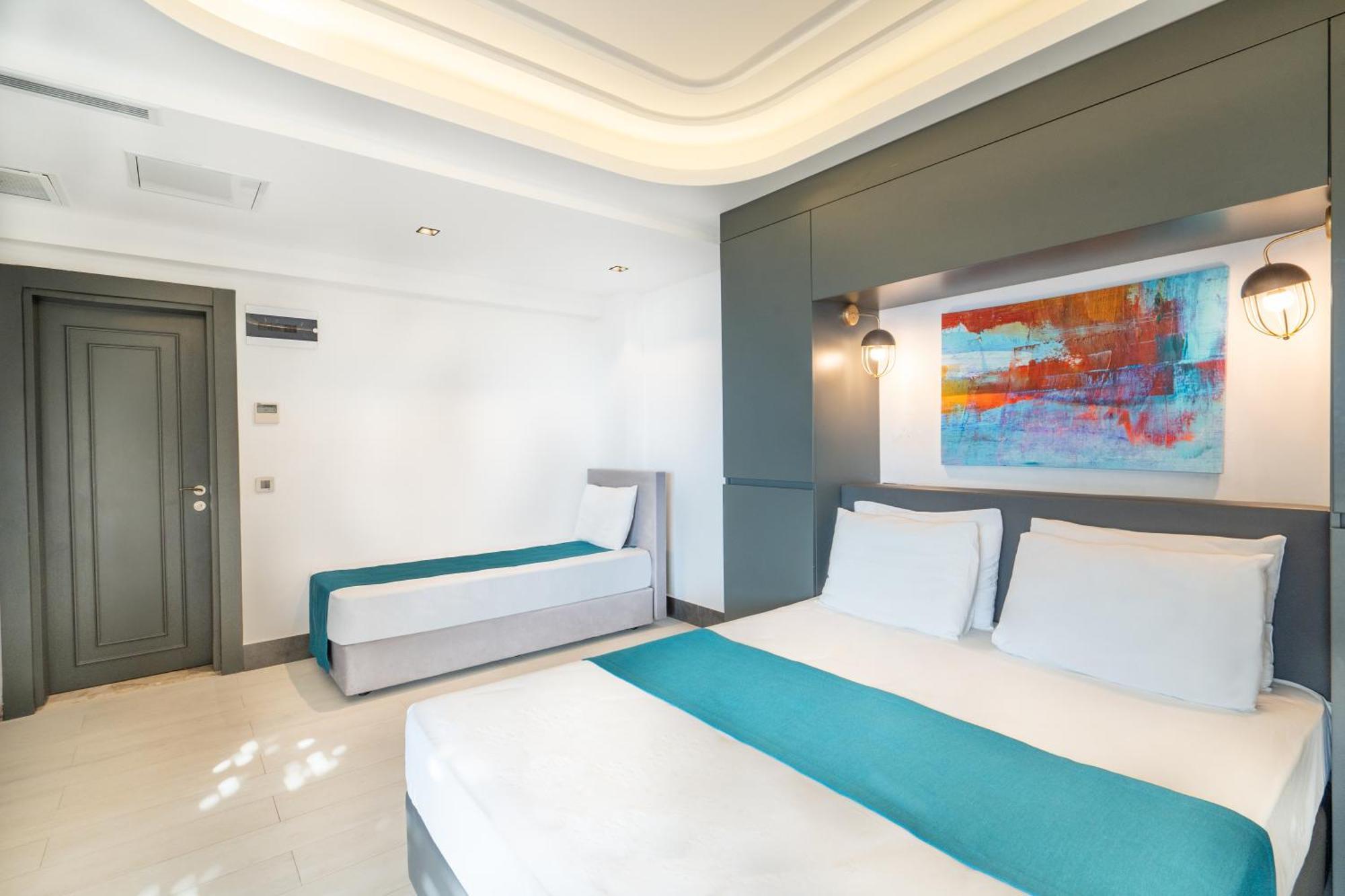 Guemues Yazar Hotel كاس الغرفة الصورة