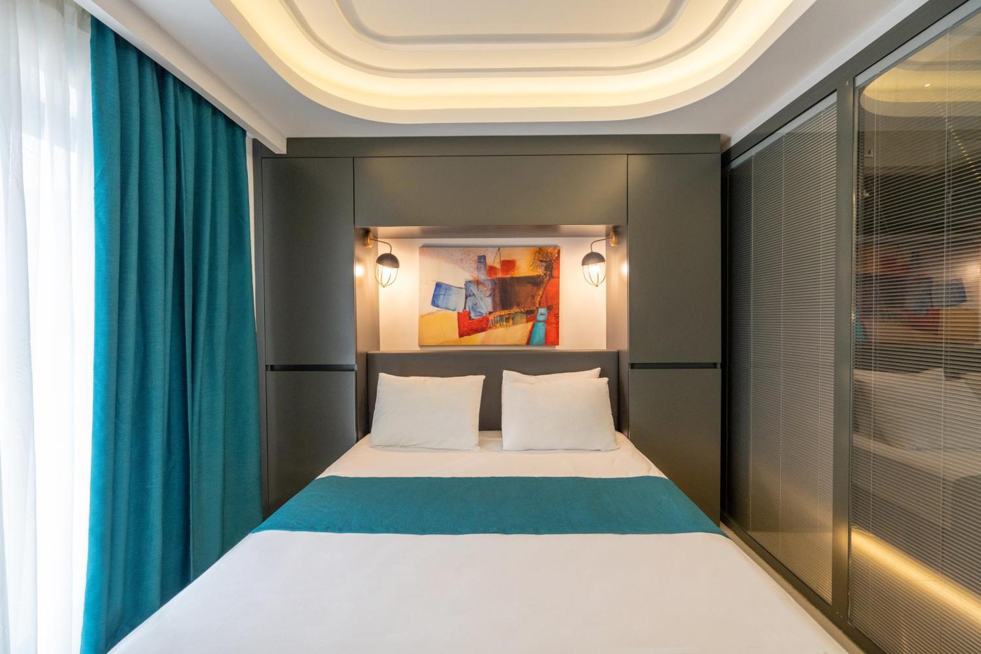 Guemues Yazar Hotel كاس الغرفة الصورة