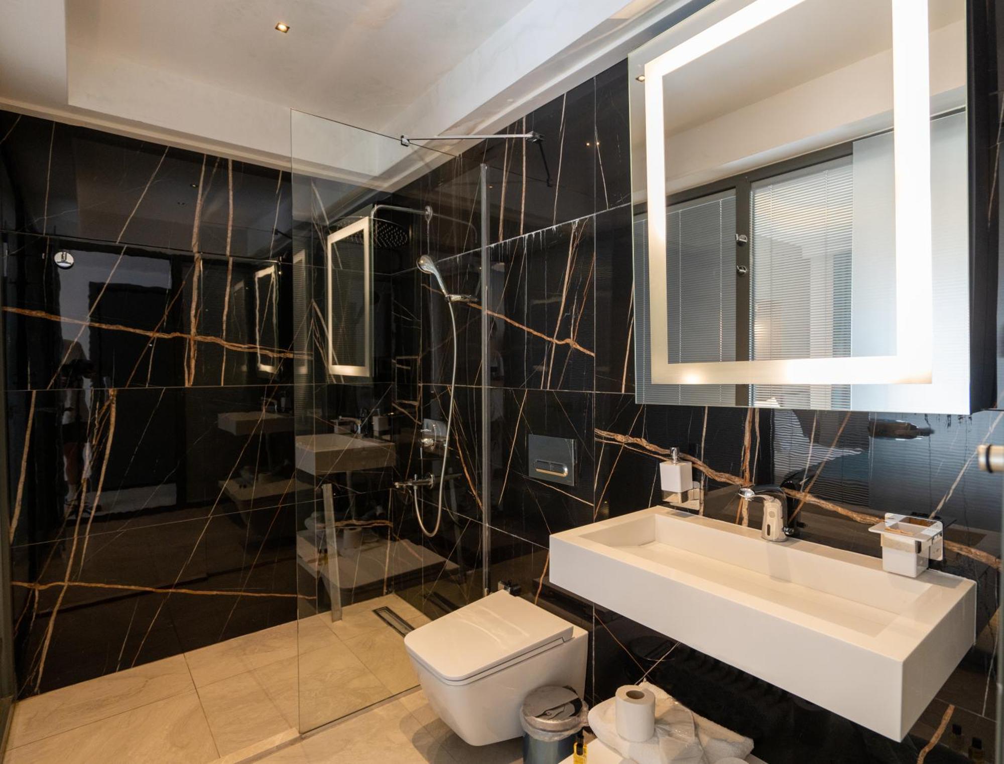 Guemues Yazar Hotel كاس الغرفة الصورة